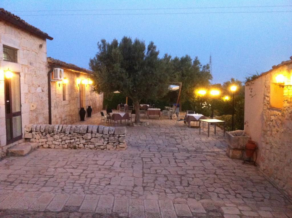 Agriturismo Al Casale Donnafugata Exterior foto