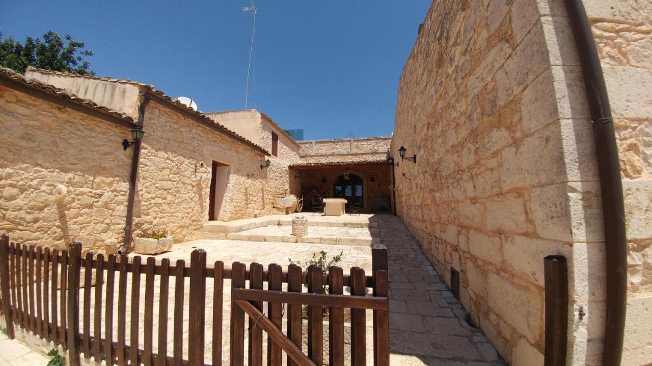Agriturismo Al Casale Donnafugata Exterior foto